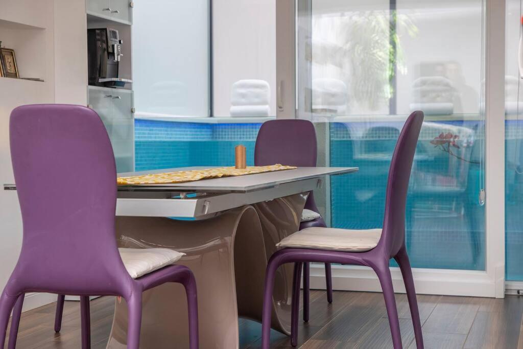 Luxury Apartment Martinis With Pool Σπλιτ Εξωτερικό φωτογραφία